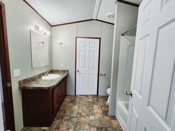 2012 Clayton Homes Inc Decision Maker Mobile Home