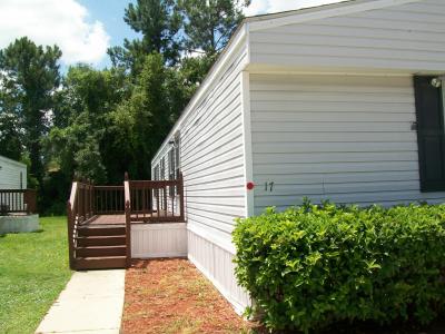 Mobile Home at 2081 Chaffee Rd Lot #17 Jacksonville, FL 32221