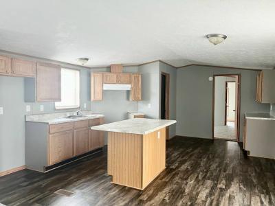 Mobile Home at 113 South Carolina Ave Lot 113Sc Elyria, OH 44035