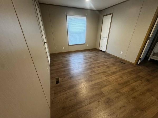 2022 76CEJ16663AH22  Home