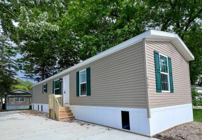 Mobile Home at 6164 College Avenue Lot Cg6164 Saginaw, MI 48604