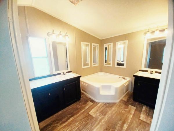 1998 Fleetwood Coronado Mobile Home