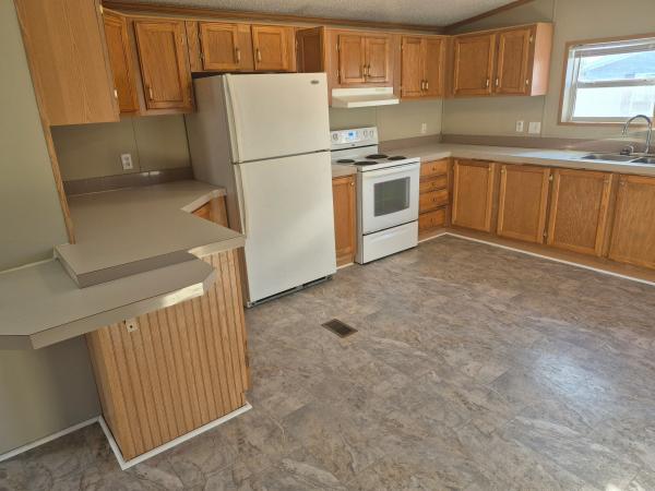 Photo 1 of 2 of home located at 3430 N. Peoria Drive Lot 22 Springfield, IL 62702