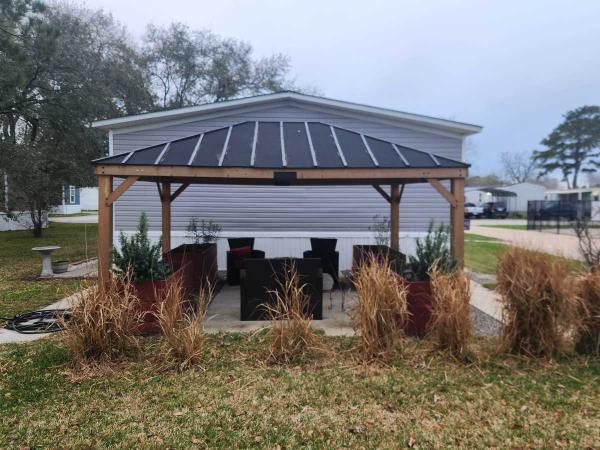 2022 Tru Thrill Mobile Home