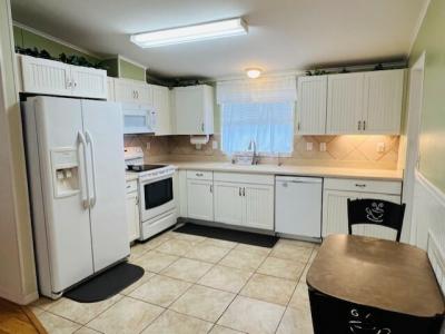 Photo 4 of 33 of home located at 103 Juniper Trace Parrish, FL 34219