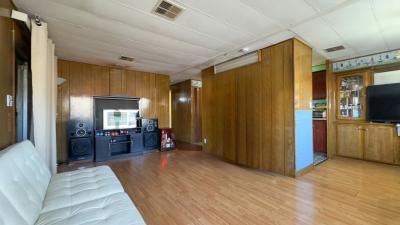 Photo 4 of 8 of home located at 718 Sycamore Avenue 21 Vista, CA 92083