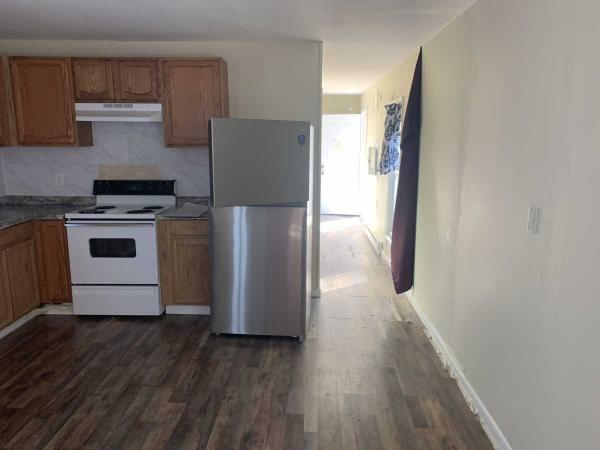 1979 Parkwood Mobile Home