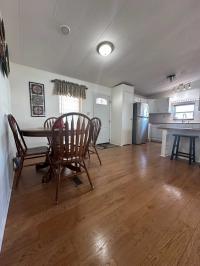 1983 Schu Manufactured Home