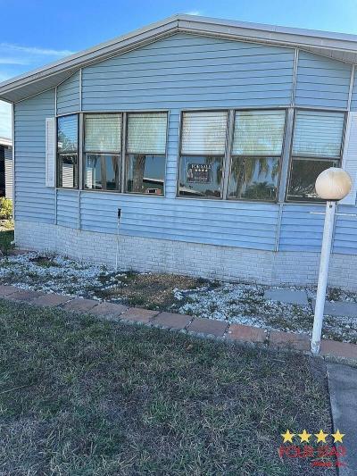 Mobile Home at 2066 E Lakeview Sebastian, FL 32958
