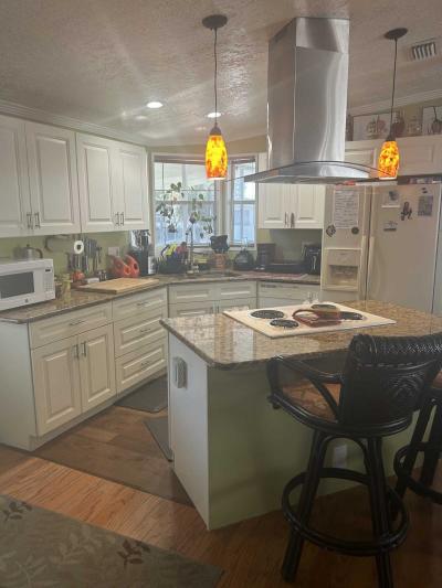 Photo 3 of 23 of home located at 8811 Shorham Road Tampa, FL 33635