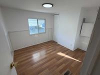 1975 Manufactured Home