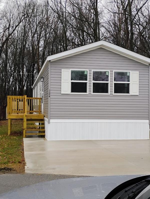 Photo 1 of 2 of home located at 124 Maple Hill Lane Akron, OH 44312