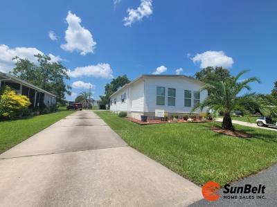 Photo 4 of 73 of home located at 1102 W Gleneagles Road Ocala, FL 34472