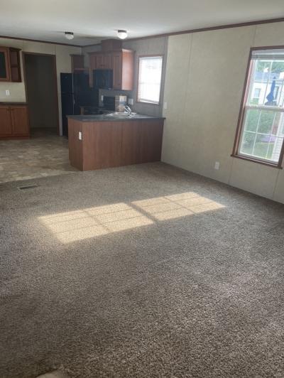 Photo 2 of 5 of home located at 4044 Clement St Site #449 Milford, MI 48381