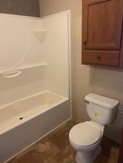 Photo 4 of 5 of home located at 4044 Clement St Site #449 Milford, MI 48381