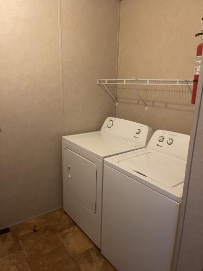 Photo 5 of 5 of home located at 4044 Clement St Site #449 Milford, MI 48381