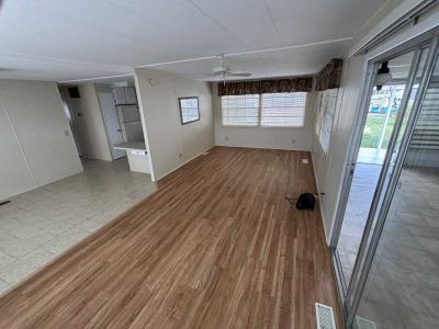 Photo 5 of 8 of home located at 27 Belle Tower Ave Lake Placid, FL 33852