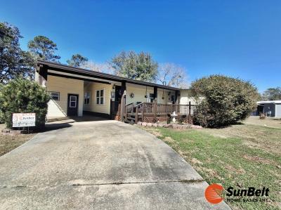 Mobile Home at 209 E Gleneagles Road Unit D City, FL 34472