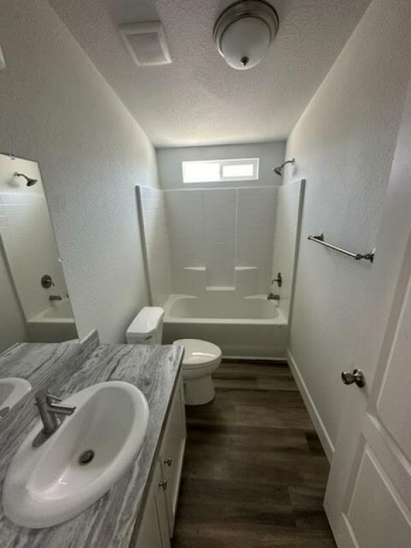 2025 Cavco 220CL24483E Mobile Home