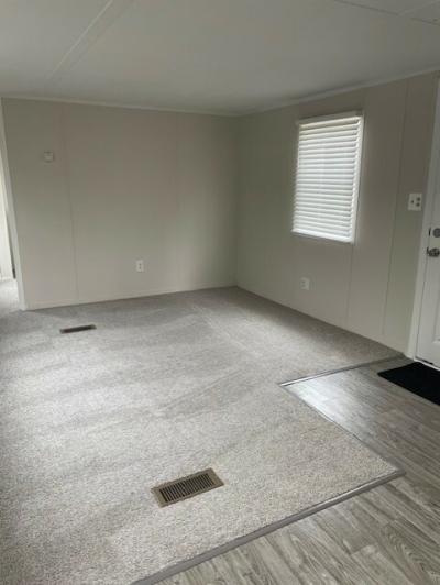 Photo 3 of 9 of home located at 27559 Bordeau Dr #482 Romulus, MI 48174