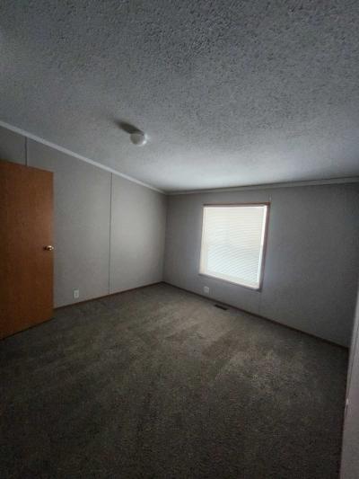 Photo 5 of 8 of home located at 9538 Foxwell Circle Fenton, MI 48430