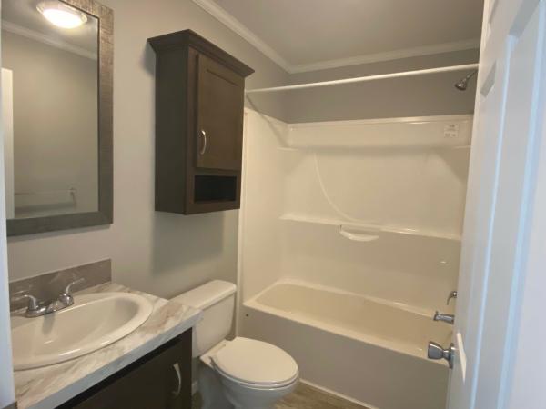 2019 Champion RA1670217 Mobile Home