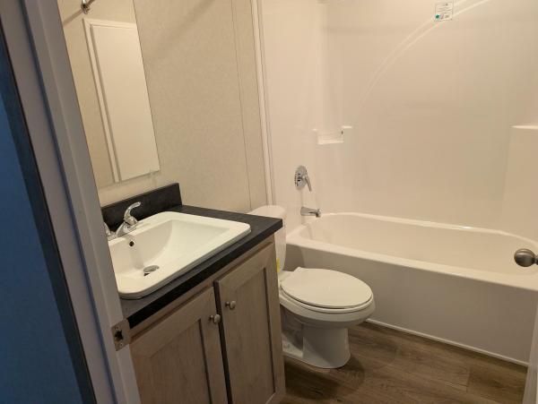 2026 clayton 96CCS16602BH26 Mobile Home