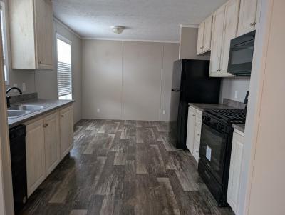 Photo 4 of 10 of home located at 4093 Riverview Circle Mount Clemens, MI 48043