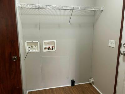 Photo 5 of 17 of home located at 346 Lisa Lane Lynwood, IL 60411