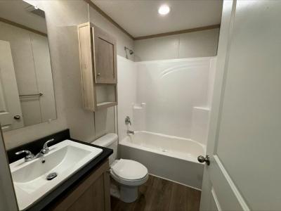 Photo 4 of 8 of home located at 3731 S. Glenstone Ave., #208 Springfield, MO 65804