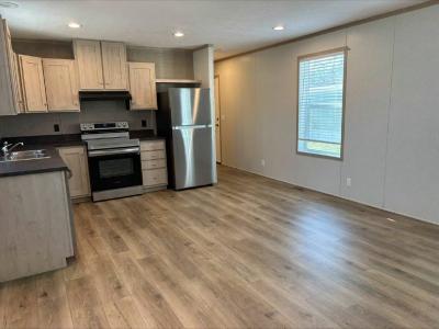 Photo 5 of 8 of home located at 3731 S. Glenstone Ave., #208 Springfield, MO 65804