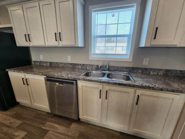 2021 Champion - Topeka Mobile Home