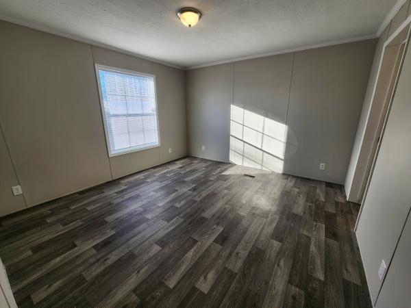 2021 Champion - Topeka Mobile Home