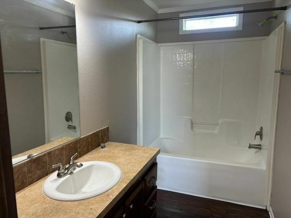 2017 American Homestar Corp Oak Creek Mobile Home