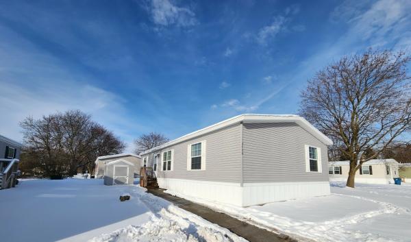 2021 Champion - Topeka Mobile Home