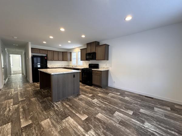 2023 Clayton 81RDH28523D (3/2) Mobile Home