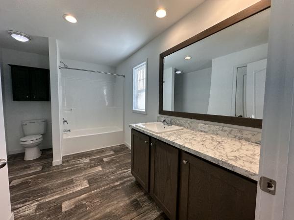 2023 Clayton 81RDH28523D (3/2) Mobile Home