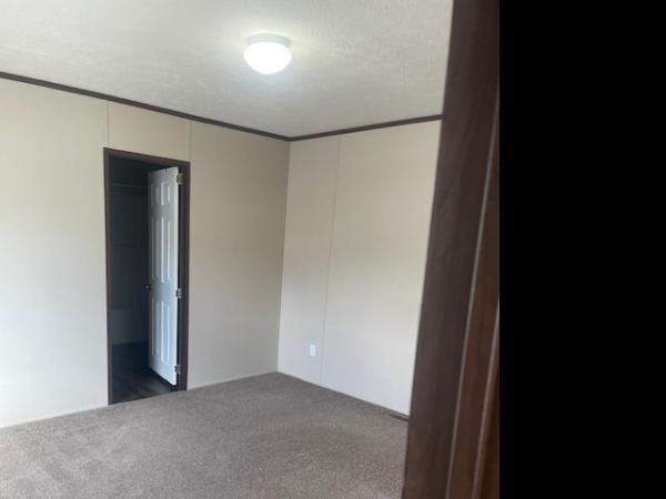2017 EAGLE RIVER LC -785428  Home