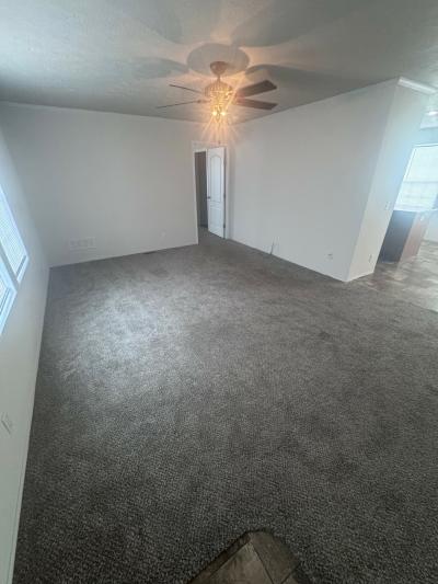 Photo 4 of 6 of home located at 17122 Oliver Macomb, MI 48044