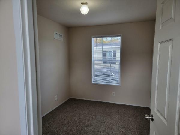 2015 Clayton 95PLS16663A Mobile Home