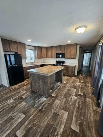 Mobile Home at 370 Dogwood Terr. Lewis Center, OH 43035