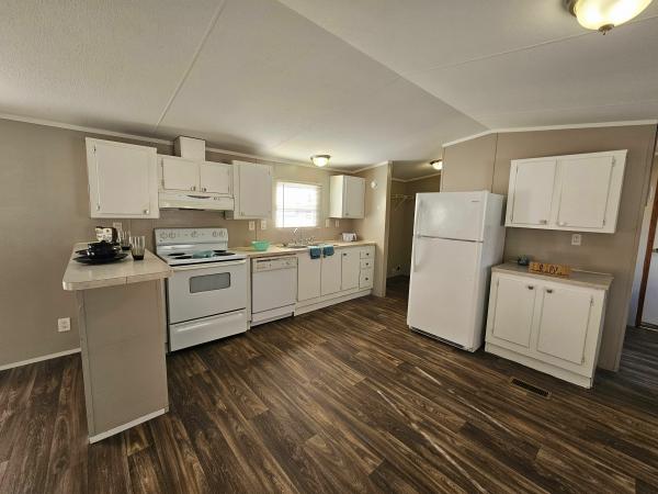 Photo 1 of 2 of home located at 2001 S Macarthur Blvd. #90 Oklahoma City, OK 73128