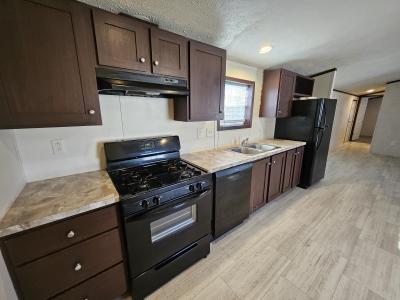 Mobile Home at 279 York Harbor Ct. Lot 34 Springport, MI 49284