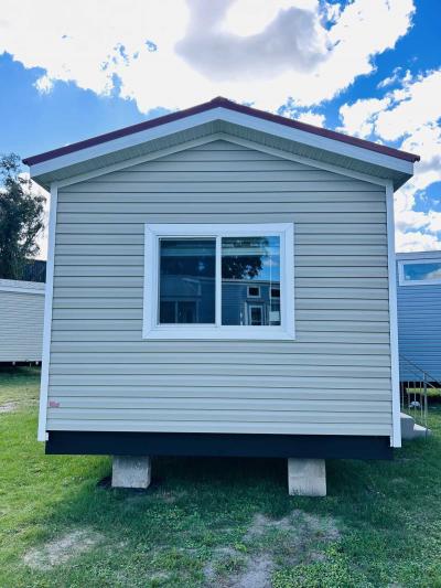 Photo 3 of 26 of home located at 931 NW 37th Ave Ocala, FL 34475