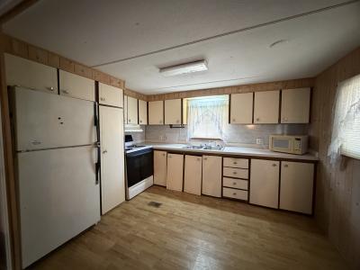 Photo 3 of 23 of home located at 509 Empire Ave Lakeland, FL 33815