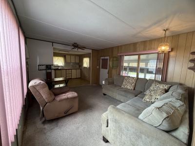 Photo 5 of 23 of home located at 509 Empire Ave Lakeland, FL 33815