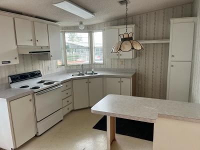 Photo 2 of 11 of home located at 2609 86th Street E Palmetto, FL 34221