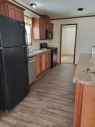 Photo 2 of 11 of home located at 1863 Collins Ct #32 Miilford, MI 48381