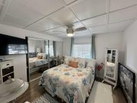 1982 Kaufman & Broad Manufactured Home