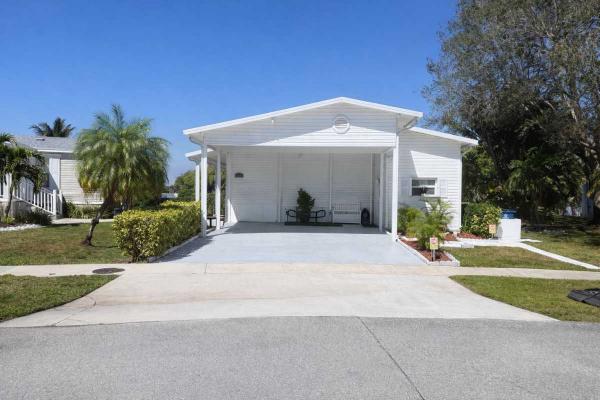 Photo 1 of 2 of home located at 11383 SW 12th Ct Davie, FL 33325